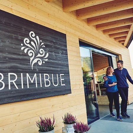 Brimibue Hotel Lom Bagian luar foto