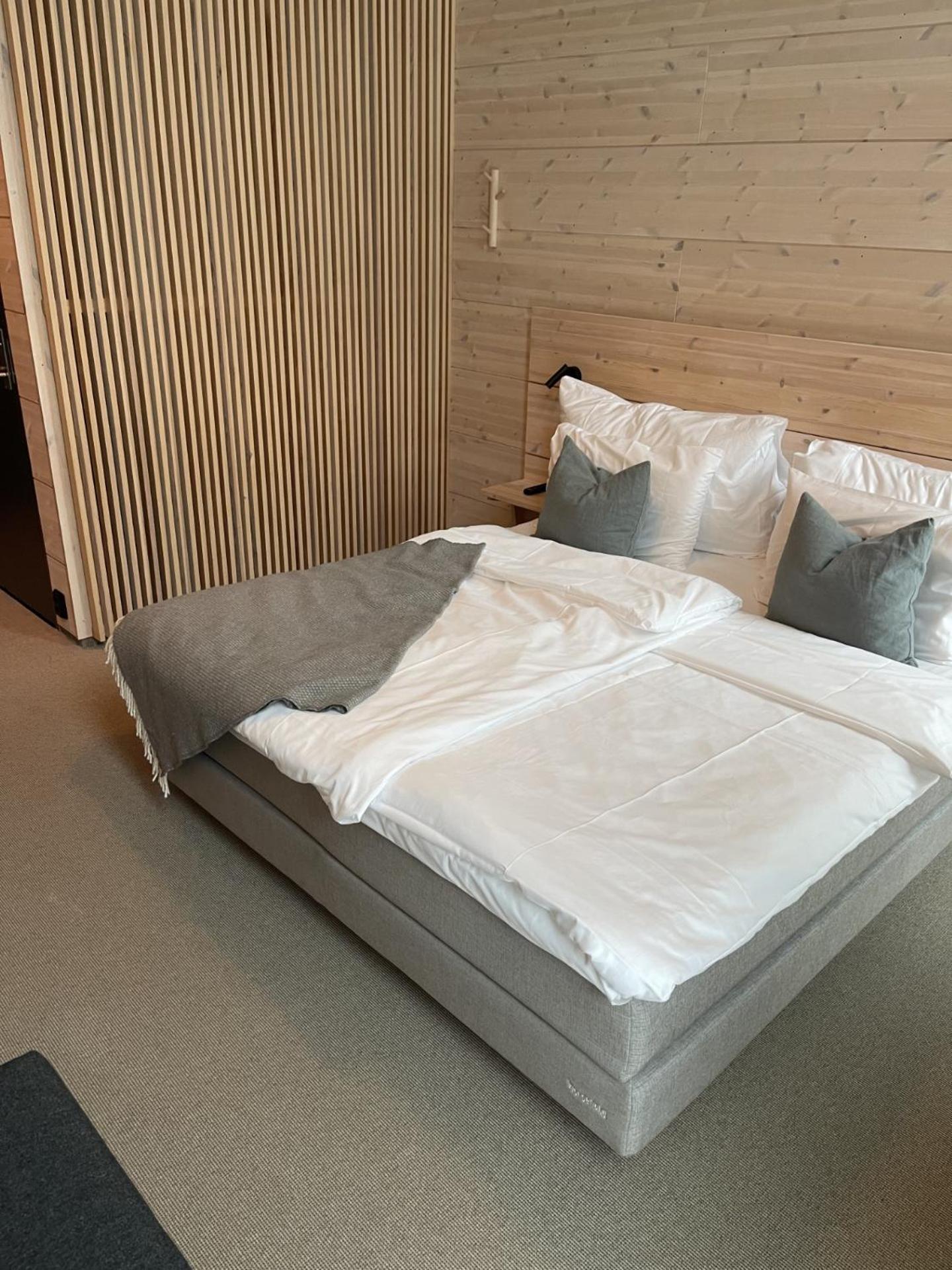 Brimibue Hotel Lom Bagian luar foto